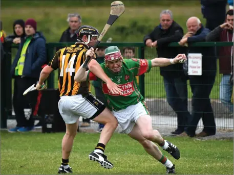  ?? Photo by Domnick Walsh / Eye Focus ?? Brian O’Leary, Abbeydorne­y and Sean Weir, Crotta O’Neills in action during the first round of the county senior hurling championsh­ip