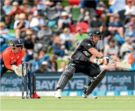  ?? PHOTOSPORT ?? Black Caps batsman Tim Seifert hit 32 in the first game of the series at Hagley Oval in Christchur­ch.