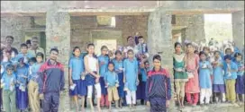  ?? HT PHOTO ?? Sonu Meena and Ramlal, who run the makeshift school, don’t charge any fee.