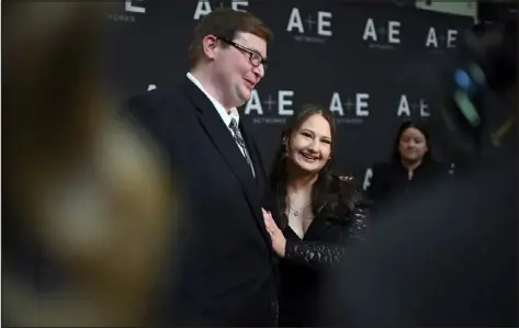  ?? ANTHONY BEHAR/ SIPA — VIA ASSOCIATED PRESS ?? Gypsy Rose Blanchard, with her husband, Ryan Anderson, this month takes the reins of her story in the new Lifetime docuseries “The Prison Confession­s of Gypsy Rose Blanchard.”