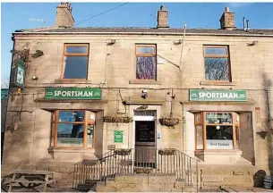  ?? ?? ●●Landlord of The Sportsman pub in Whitworth Steve Butterwort­h