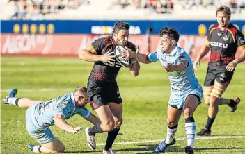  ?? Picture: GALLO IMAGES/MICHAEL SHEEHAN ?? ON A MISSION: The Southern Kings’ Martin du Toit makes a break during the PRO14 match against the Glasgow Warriors at Nelson Mandela Bay University in Port Elizabeth on Saturday. The Kings won 38-28.