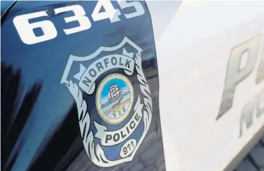  ?? STEVE EARLEY/STAFF ?? Only one out of every five Norfolk police officers lives in Norfolk, according to a Virginian-Pilot analysis of city data.