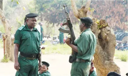  ?? DR ?? RENAMO abre possibilid­ade de desarmar o partido e colocar os seus efectivos à disposição das Forças Armadas Moçambican­as ao abrigo da lei