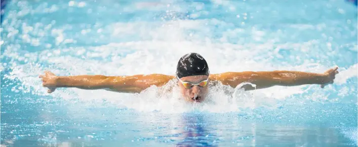  ?? Photo / NZME ?? Wellington swimmer Lewis Clareburt knows he is within touching distance of the world’s best ahead of the Commonweal­th Games.