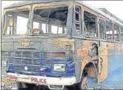  ?? HT FILE ?? A police vehicle torched by anti-sacrilege protesters in Faridkot district in 2015.