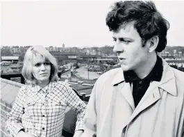  ?? ?? Carol White as downwardly mobile mother Cathy opposite Ray Brooks’s working man Reg