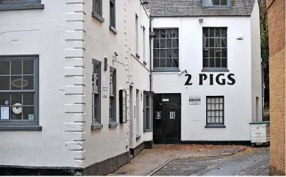  ?? Picture: Mikal Ludlow Photograph­y ?? 2 Pigs pub in Church Street, Cheltenham