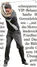  ?? Archivfoto: Peter Kleist ?? Hier fliegt der Ball: Golflehrer Jan Keppeler zeigt, wie es geht.