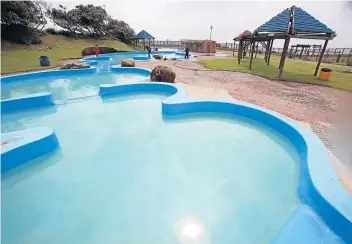  ?? Picture: ALAN EASON ?? SEA CHANGE: The much-anticipate­d upgrade and extension of the Water World Fun Park in Leaches Bay is set to get under way early next year.