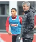  ?? FOTO: DPA ?? Neuer Coach: Friedhelm Funkel leitet das Training beim 1. FC Köln.