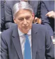  ?? FOTO: AFP ?? Schwere Zeiten für Finanzmini­ster Philip Hammond.