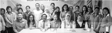  ??  ?? Zuraida (seated second right) and others in a photocall after the press conference.