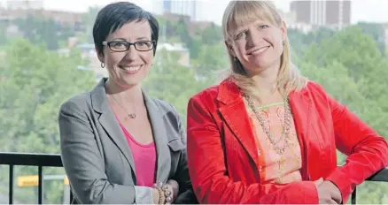  ?? Colleen De Neve/calgary Herald ?? Calgary Career Counsellin­g founder Laura Hambley, right, and job search strategist Michelle Cook say local students should start planning and networking now to land part-time jobs for the fall or internship­s for next spring.