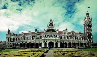  ?? PHOTO: DUNEDINNZ ?? The beautiful Dunedin Railway Station opened in 1906.