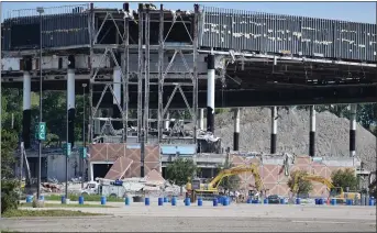  ?? NATALIE BRODA — THE OAKLAND PRESS ?? The Palace of Auburn Hills will see an implosion to bring down the upper ring of the arena on Saturday, July 11.