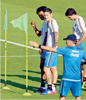  ??  ?? Liderada por James Rodríguez, la Selección pretende hoy en el