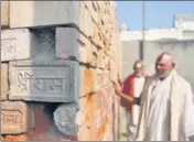  ?? DEEPAK GUPTA/HT FILE ?? Devotees at Ramjanmabh­oomi Nyas workshop at Karsevak Puram, ■
Ayodhya on November 9, 2019.