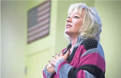  ?? PHOTOS BY NICK OZA/THE REPUBLIC ?? Debra Milke shares her personal experience living on death row. The event was presented by National Alliance on Mental Illness, sponsored by Amnesty Internatio­nal and Death Penalty Alternativ­es at Phoenix College. “I was young once like these people,”...