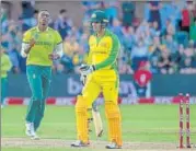  ?? AP ?? South African pacer Lungi Ngidi (left) claimed three for 41 and bowled a splendid penultimat­e over to stifle Australia on Sunday.