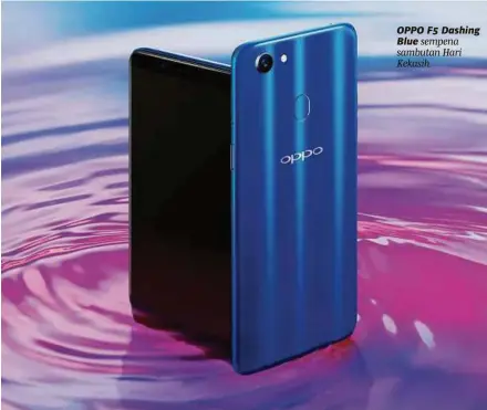  ??  ?? OPPO F5 Dashing Blue sempena sambutan Hari Kekasih.