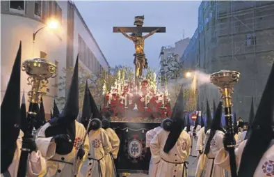  ?? CultuCO ?? La cadena emitirá en Jueves Santo la procesión de La Piedad de Zaragoza del pasado año.