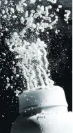  ?? THE ASSOCIATED PRESS ?? The federal government says breathing in talcum powder may cause potentiall­y serious respirator­y effects.