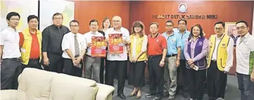  ??  ?? (From fifth left) Lee, Yii, Wee (sixth right) and others after the courtesy call.