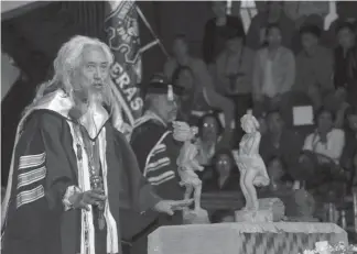  ?? Photo by Deborah Aquino/PIA-CAR intern ?? HONORARY DEGREE. Internatio­nal acclaimed and award winning film director and artist Kidlat Tahimik inspired graduating students of the University of the Cordillera­s during the commenceme­nt exercise at the UC gymnasium on Friday.