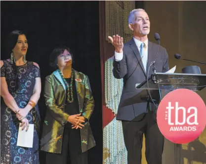  ?? Jana Asenbrenne­rova / Special to The Chronicle 2019 ?? Doing it right: Theatre Bay Area’s Brad Erickson, with Shannon Davis (left) and Debbie Chinn.