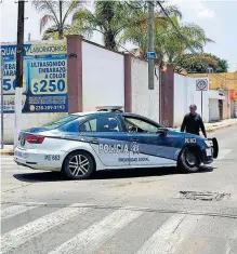  ?? ?? Unidad policial