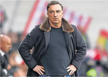  ?? ?? Foi bastante curta, a passagem de Carlos Carvalhal ao comando do Olympiacos