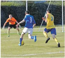  ?? 01_B36footy06 ?? Archie McNicol bears down on the Southend goal on his way to scoring the winning goal.