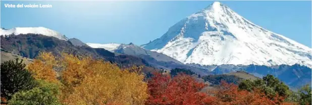  ??  ?? Vista del volcán Lanin