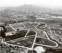  ??  ?? Terreno onde foi lançado o City Jaraguá, em foto de 1994