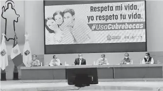  ?? /CORTESÍA GOB. COAH. ?? Miguel Ángel Riquelme presidió la reunión para evaluar una propuesta del Plan de Reactivaci­ón Económica y Social paulatina en la región Norte