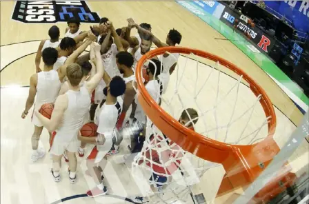  ?? Jamie Squire/Getty Images ?? Houston is 24-2, a No. 2 seed in the Midwest Region and enjoying its best basketball since the early 1980s.