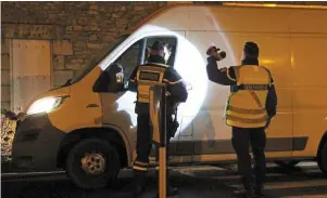  ?? | PHOTO : OUEST-FRANCE ?? Dans la nuit de samedi 9 au dimanche 10 décembre, une opération de contrôle routier a eu lieu sur le secteur de Carnac (Morbihan)
