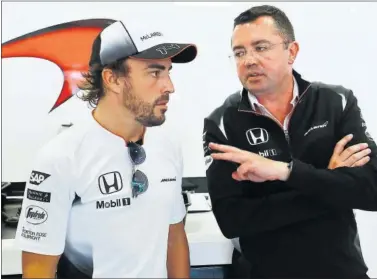  ??  ?? ALABANZAS. En McLaren y en Honda acabaron encantados con el desempeño del español.