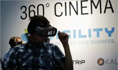  ?? FOTO: ALL OVER ?? Virtual reality giver helt nye muligheder for filmbranch­en, og der venter store oplevelser i de kommende år.