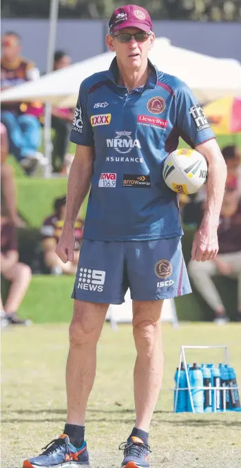  ?? Picture: ANNETTE DEW ?? Wayne Bennett is tipped to leave Brisbane for Souths at the end of next season while Anthony Seibold could move to the Brisbane Broncos