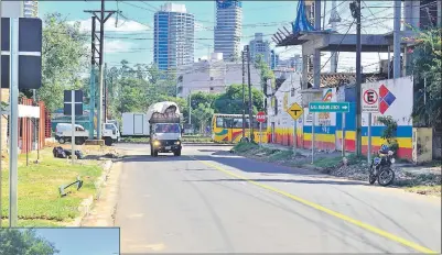  ??  ?? Desde este mes ya está habilitada la conexión de la avenida Acceso Este con Madame Lynch, en este caso a través de la calle Santa Margarita de Youville.