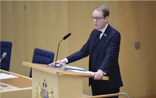  ?? BILD: SAMUEL STEÉN/TT ?? Prioriteri­ng. Utrikesmin­ister Tobias Billström (M) kunde balanserat debatten om Hamas och Israel.