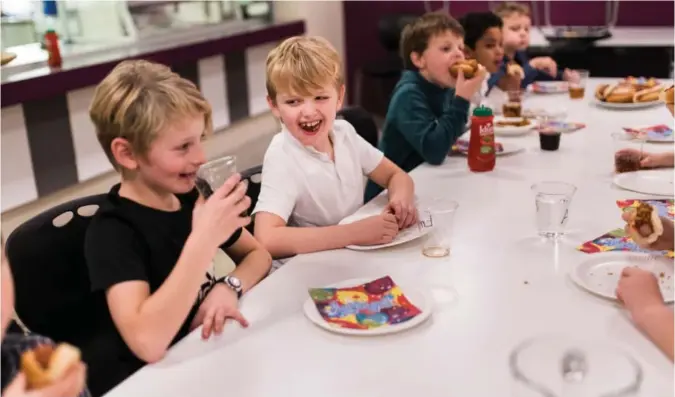  ?? KRISTIAN JACOBSEN ?? Barnebursd­ag på Stangeland skole