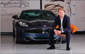  ??  ?? Le designer Henrik Fisker, auteur entre autres de deux BMW et de deux Aston Martin, est intervenu pour dessiner un nouveau Benetti de 50 m.