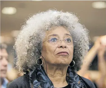  ?? EFE ?? Angela Davis, referente de The Black Panthers, escribió su autobiogra­fía a los 28 años.