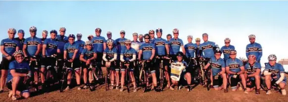  ?? Photo: Contribute­d ?? PEDAL POWER: The Toowoomba ‘Murray Greys’ Cycling Group helped raise more than $6000 for St Andrew’s Hospital Toowoomba recently.