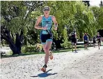  ??  ?? Australia’s Annabel Luxford won the women’s race.