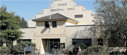  ?? ?? Proponents hope the Stoke Memorial Hall can be reopened to the community.