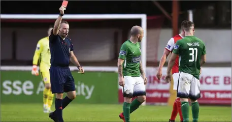  ??  ?? Gary McCabe of Bray Wanderers is sent off by referee Ray Matthews.